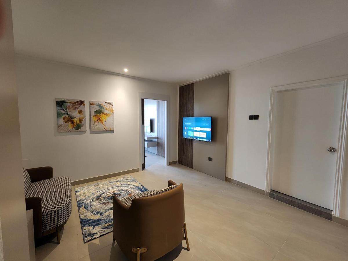 Imperial Suites Hotel Манама Екстер'єр фото