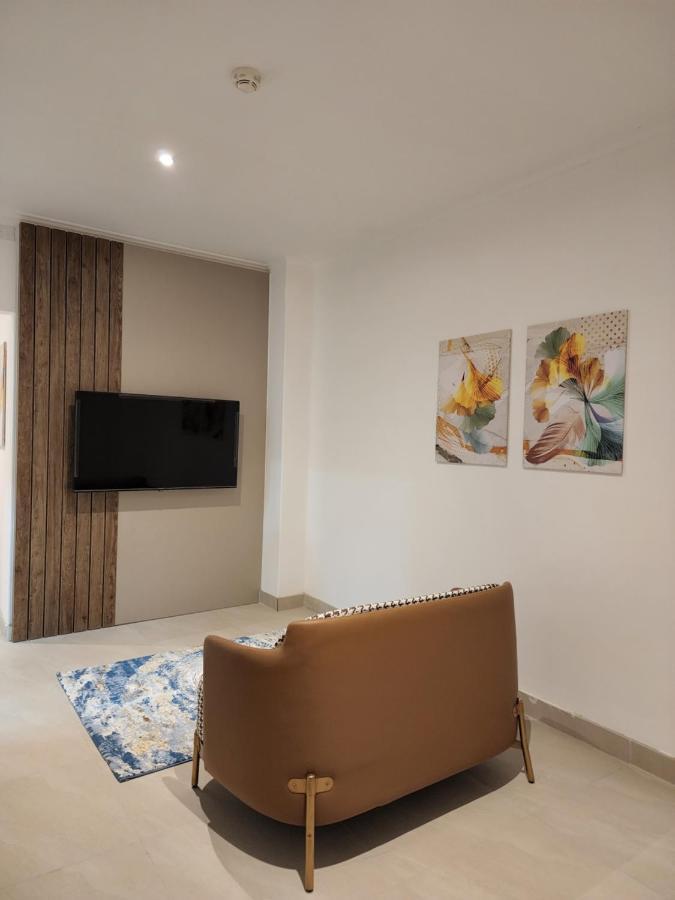 Imperial Suites Hotel Манама Екстер'єр фото