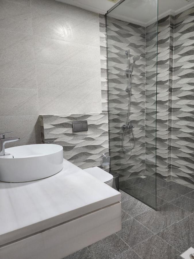 Imperial Suites Hotel Манама Екстер'єр фото
